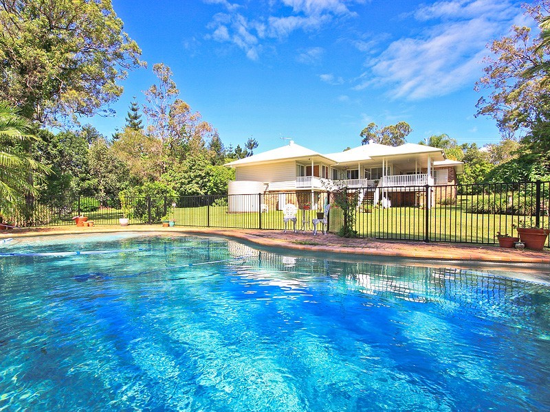 14 Greenwood Crescent, Samford Valley QLD 4520