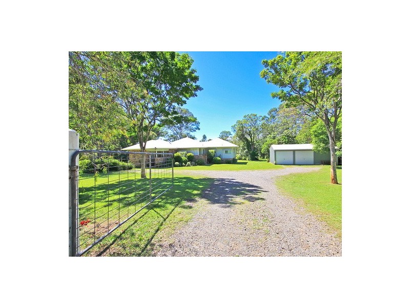 14 Greenwood Crescent, Samford Valley QLD 4520
