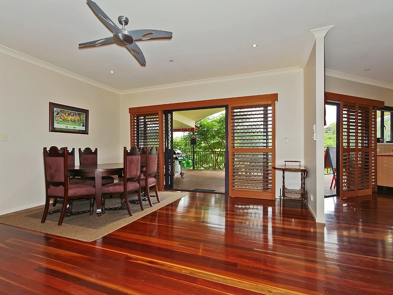 5 Geovan Ct, Wights Mountain QLD 4520