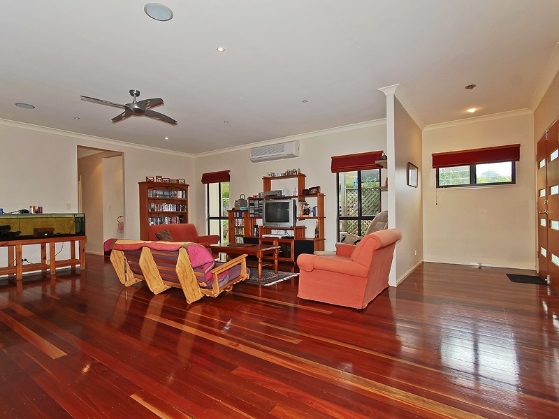 5 Geovan Ct, Wights Mountain QLD 4520