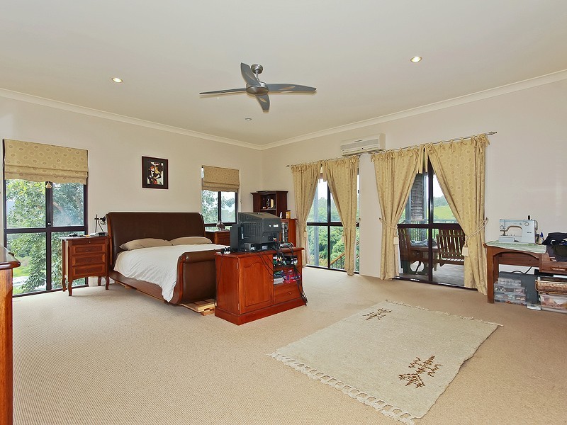 5 Geovan Ct, Wights Mountain QLD 4520
