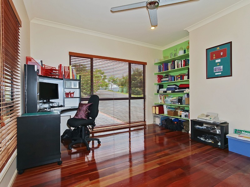 5 Geovan Ct, Wights Mountain QLD 4520
