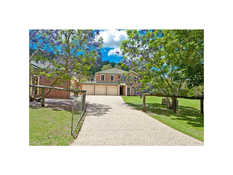 6 Smallwood Ct, Samford Valley QLD 4520