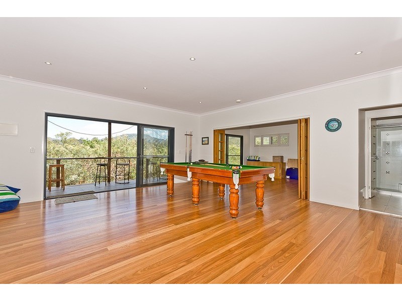 6 Smallwood Ct, Samford Valley QLD 4520