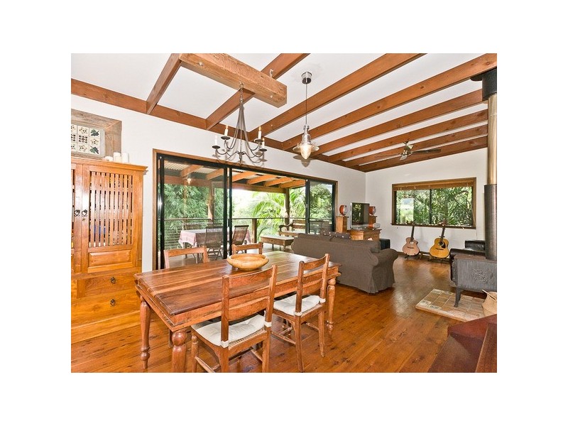 3 Westwood Dr, Samford Valley QLD 4520