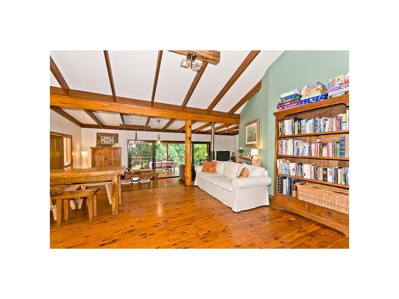 3 Westwood Dr, Samford Valley QLD 4520