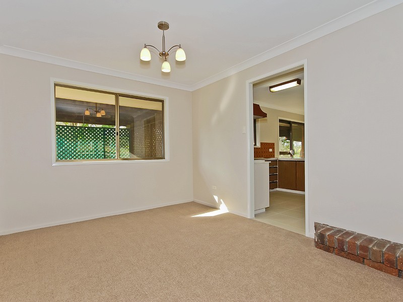 32 Smiths Road, Wights Mountain QLD 4520