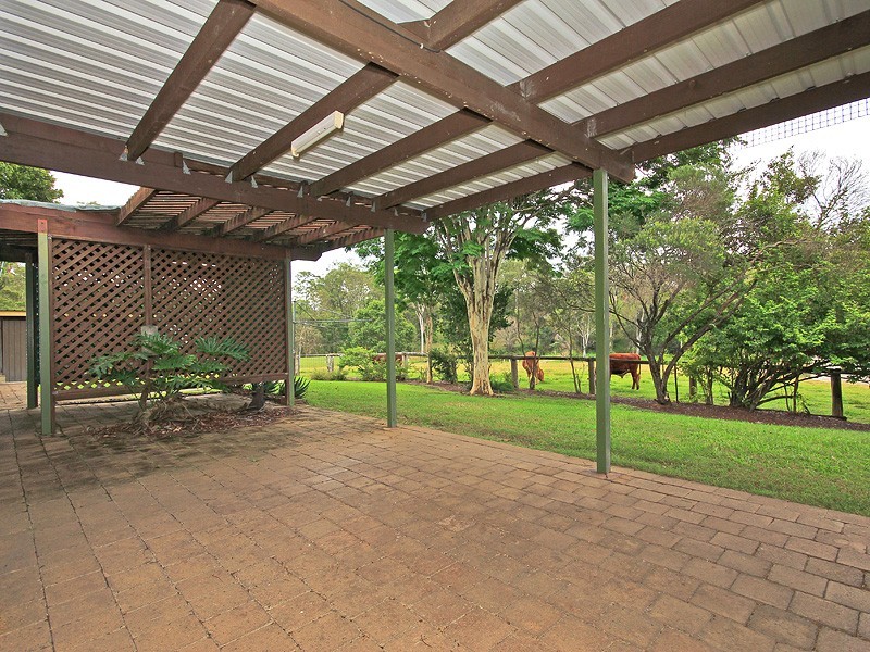32 Smiths Road, Wights Mountain QLD 4520