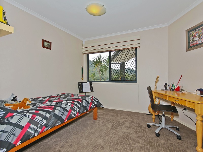 5 Cavalier Court, Highvale QLD 4520