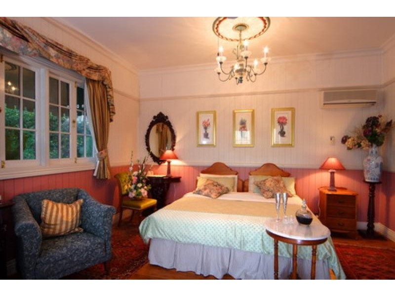 37 Fahey Road, Mount Glorious QLD 4520