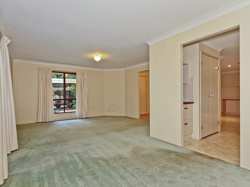 34 Samford Road, Camp Mountain QLD 4520