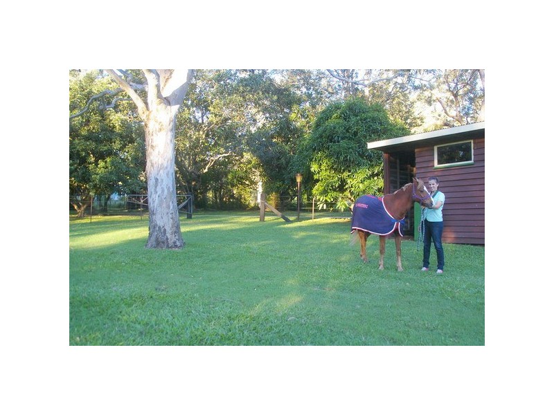 279 Upper Camp Mountain Road, Camp Mountain QLD 4520