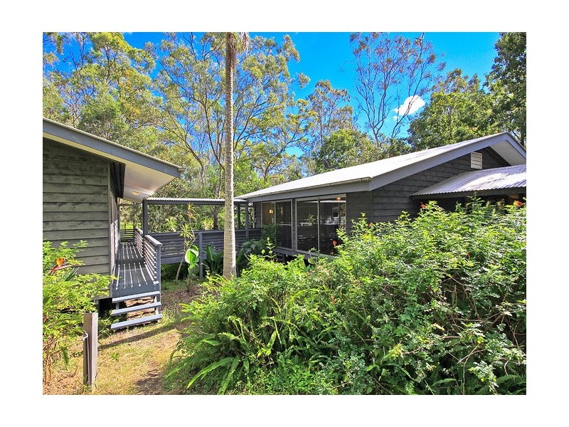 9 Roxburgh Road, Wights Mountain QLD 4520