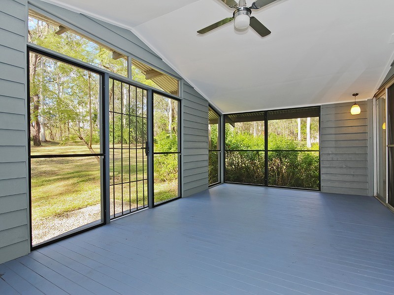 9 Roxburgh Road, Wights Mountain QLD 4520