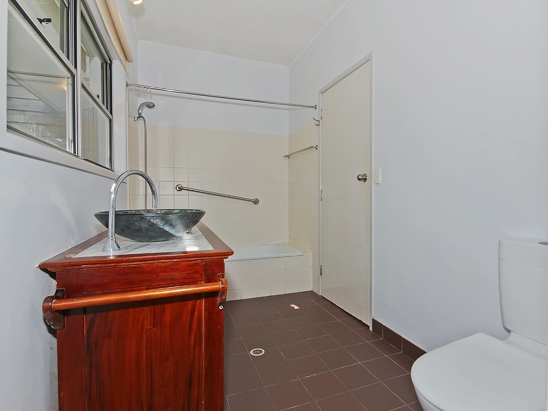 9 Roxburgh Road, Wights Mountain QLD 4520