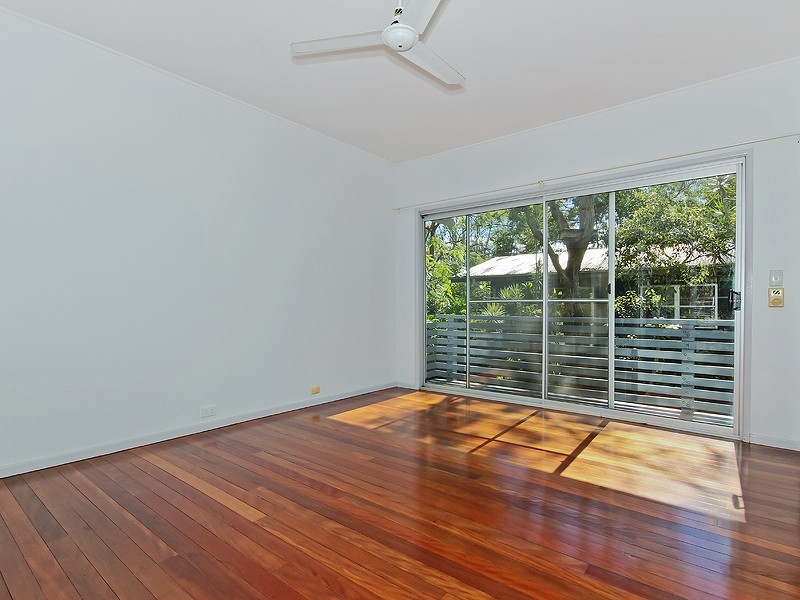 9 Roxburgh Road, Wights Mountain QLD 4520