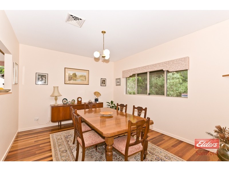 5 Liuda Court, Samford Valley QLD 4520