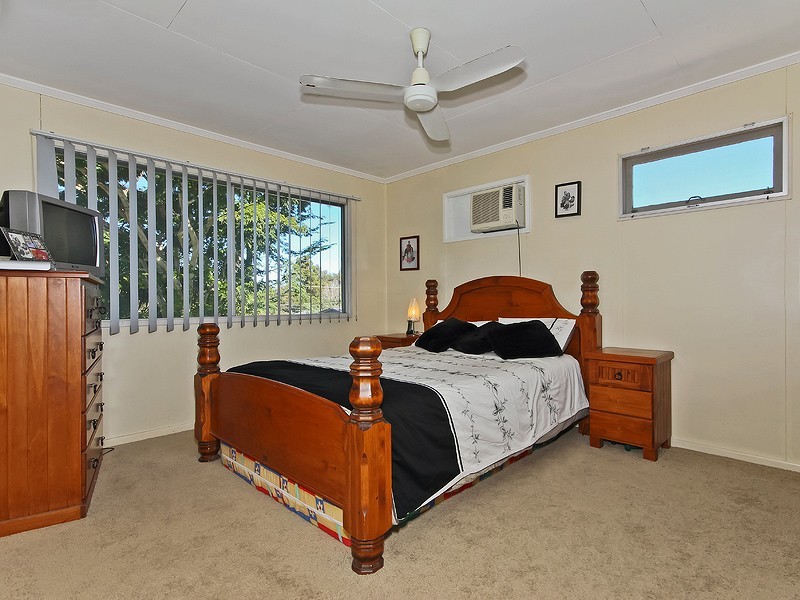 22 Corang Cr, Ferny Hills QLD 4055