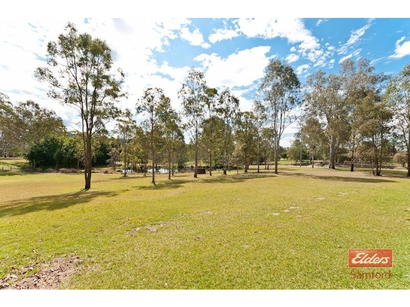 1 Navillus Parade, Samford Valley QLD 4520