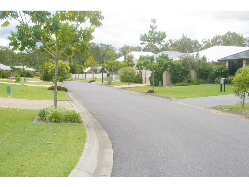 16 Mary Ring, Samford Village QLD 4520