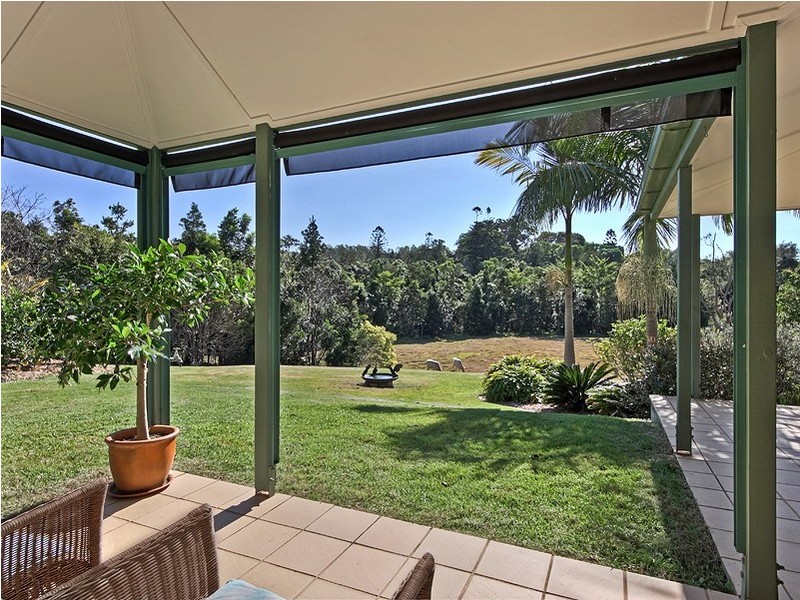 11 Benjamin Close, Samford Valley QLD 4520