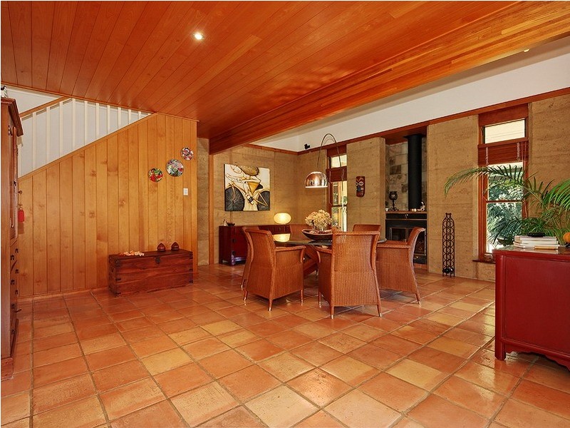 11 Benjamin Close, Samford Valley QLD 4520