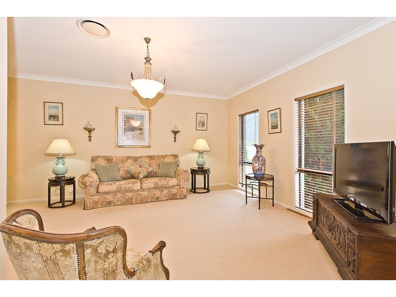 8 Cavalier Court, Highvale QLD 4520