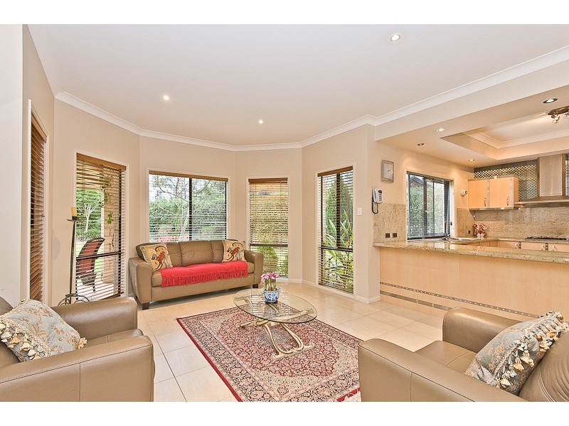 8 Cavalier Court, Highvale QLD 4520