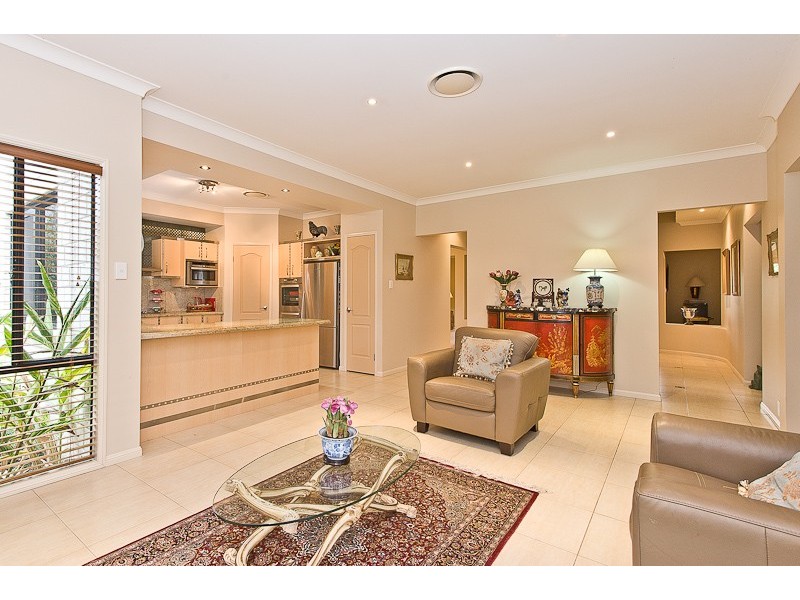 8 Cavalier Court, Highvale QLD 4520