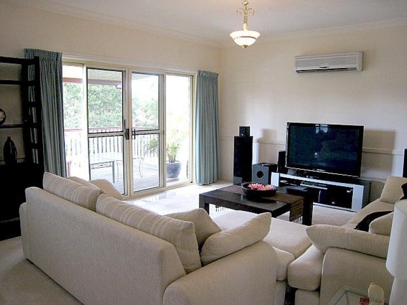 5 Junction Street, Samford Village QLD 4520