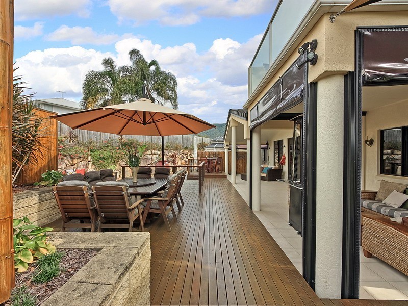 2 Dressage Close, Highvale QLD 4520