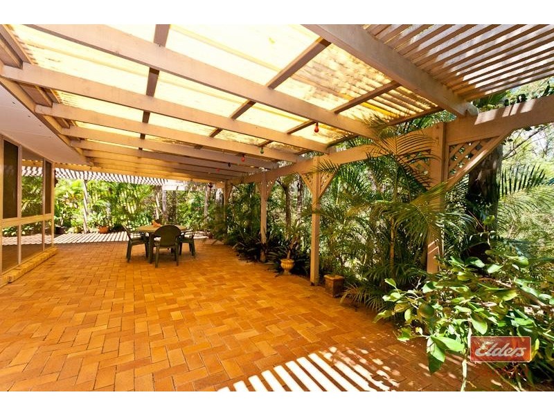 2 Brunswick Place, Wights Mountain QLD 4520