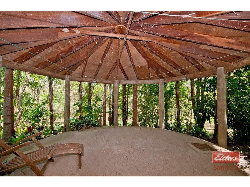 2 Brunswick Place, Wights Mountain QLD 4520