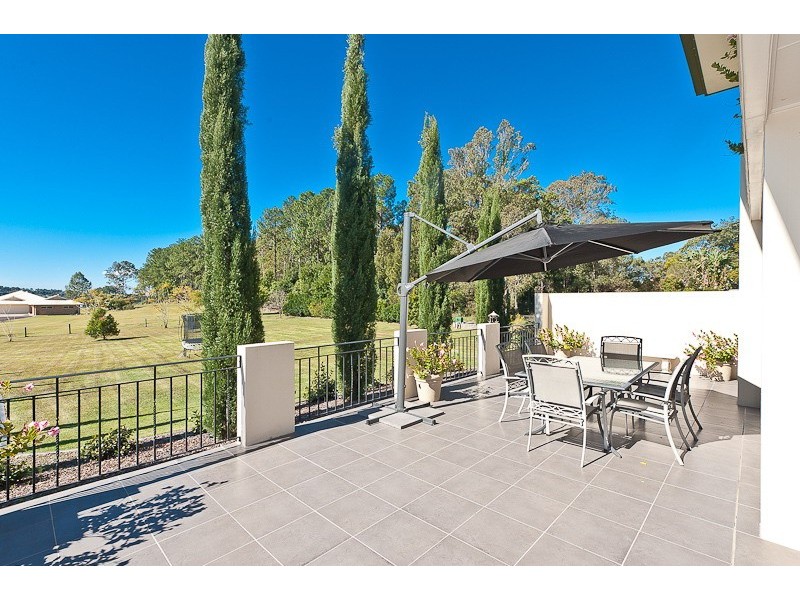 33 Warwick Lane, Samford Valley QLD 4520