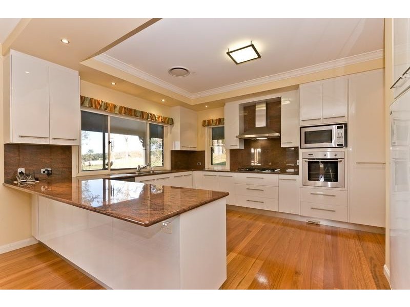 31 Warwick Lane, Samford Valley QLD 4520