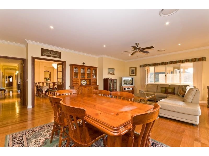 31 Warwick Lane, Samford Valley QLD 4520