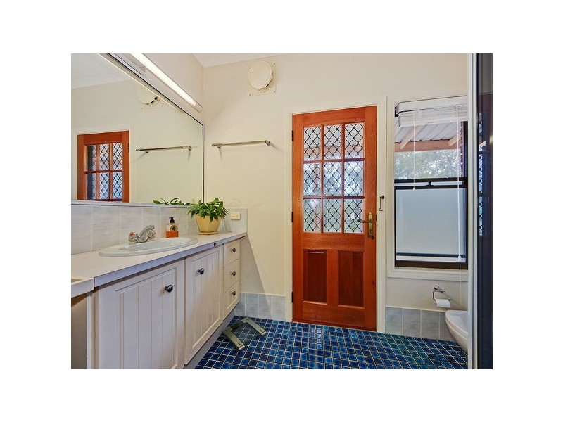 7 Mangifera Close, Wights Mountain QLD 4520