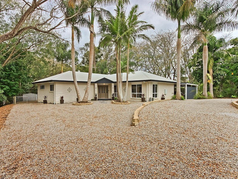 6 Brushwood Dr, Samford Valley QLD 4520