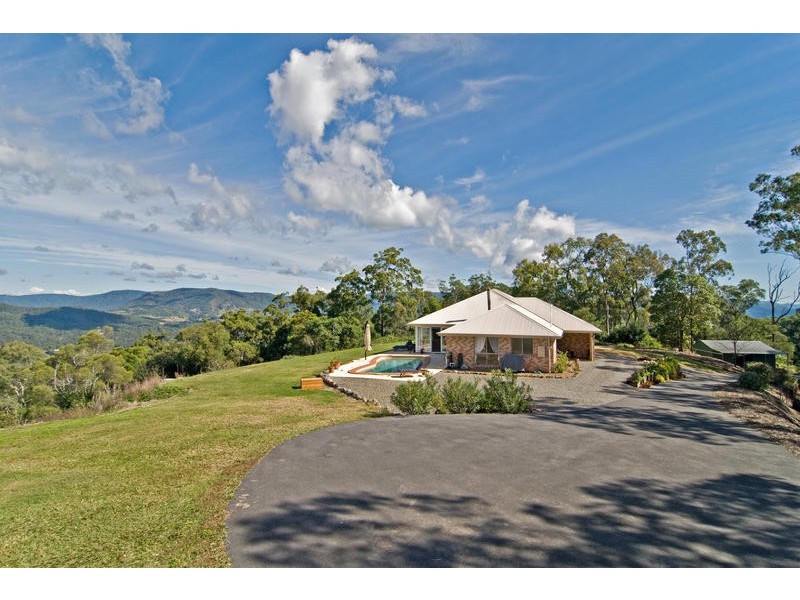 32 Cedardell Ct, Closeburn QLD 4520