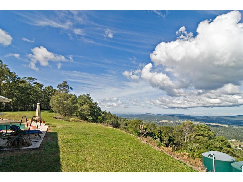 32 Cedardell Ct, Closeburn QLD 4520