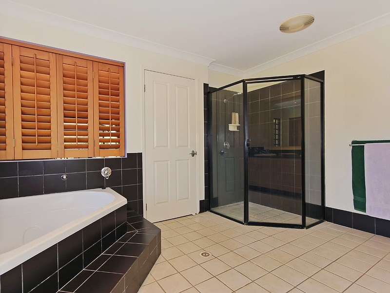 19 Showgrounds Drive, Highvale QLD 4520