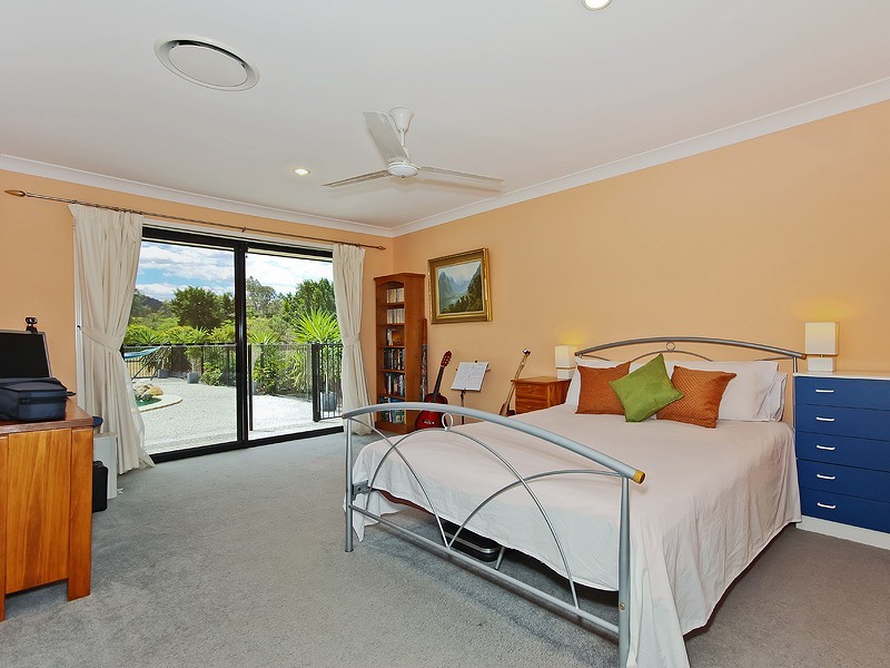 19 Showgrounds Drive, Highvale QLD 4520