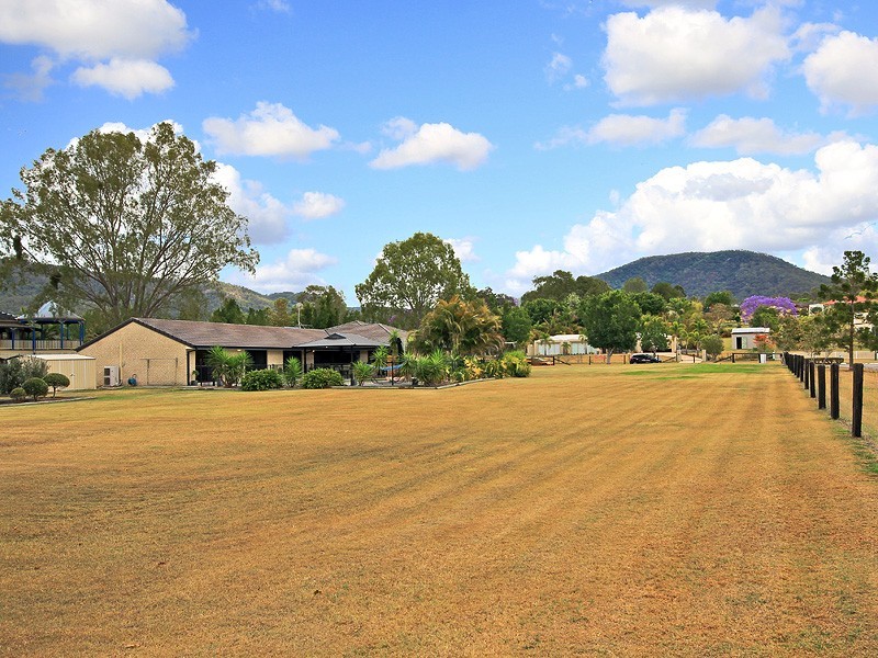 19 Showgrounds Drive, Highvale QLD 4520