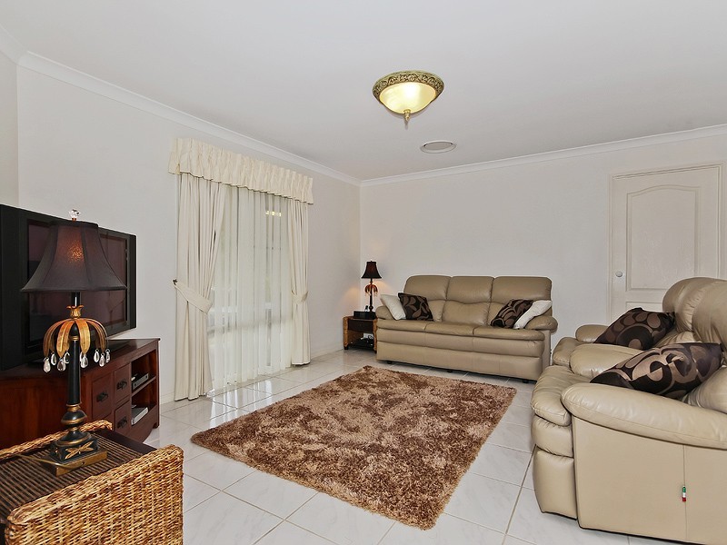 3 Hunting Place, Highvale QLD 4520