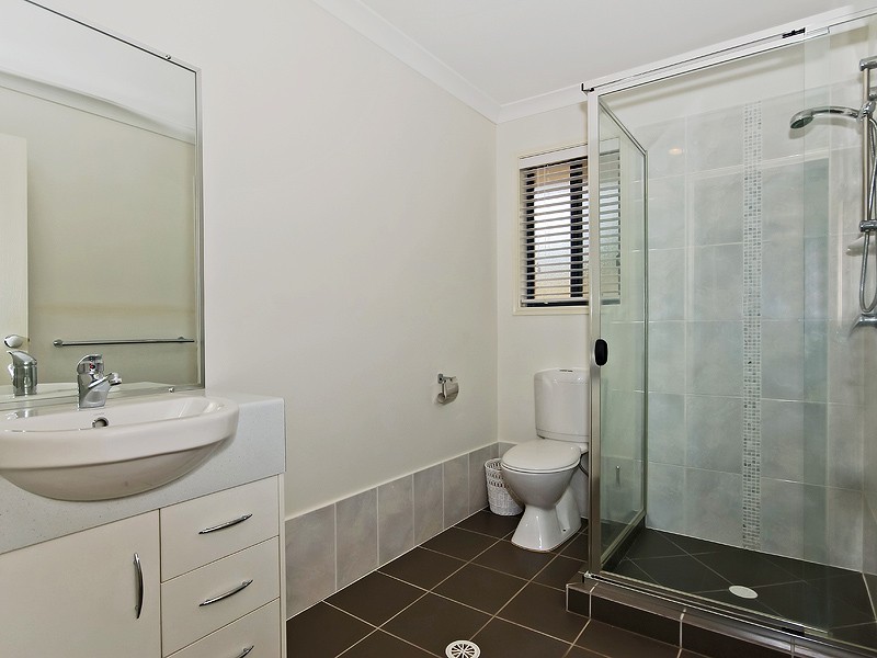 3 Hunting Place, Highvale QLD 4520