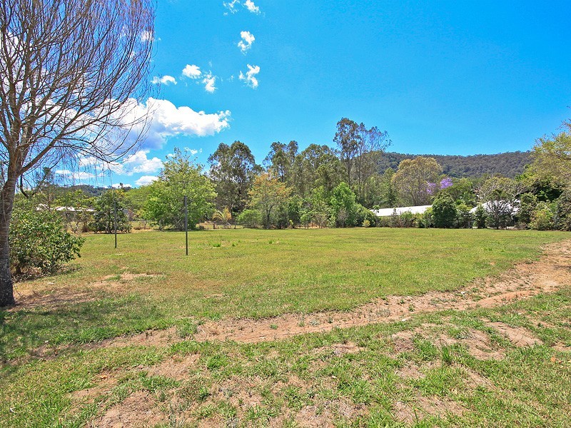 3 Pine Court, Samford Valley QLD 4520