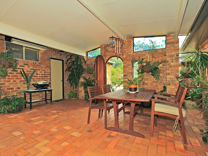 5 Nullamanna Road, Camp Mountain QLD 4520