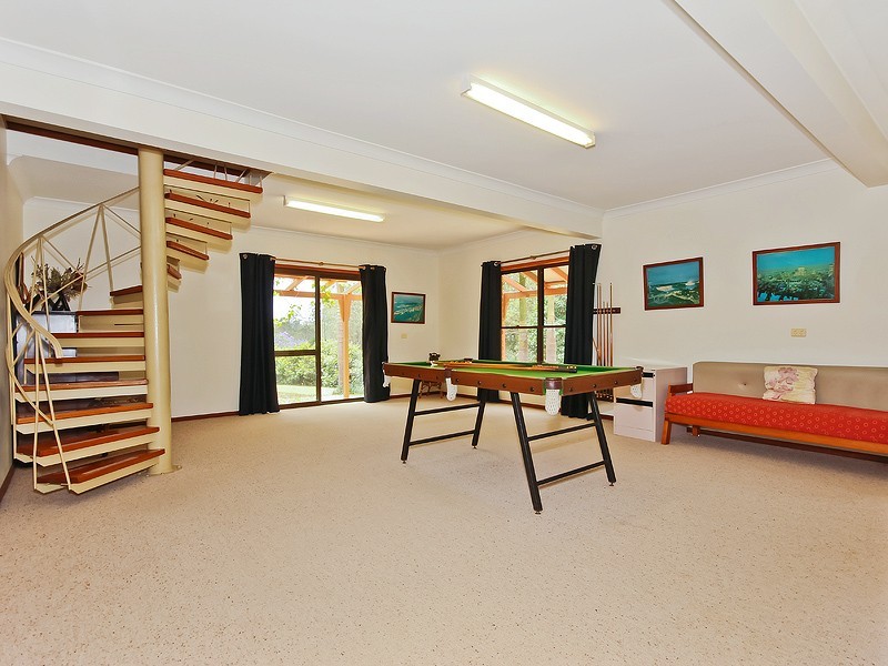 5 Nullamanna Road, Camp Mountain QLD 4520