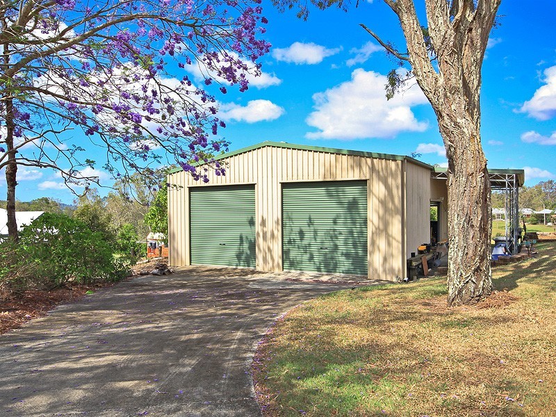 14 Valray Place, Samford Valley QLD 4520