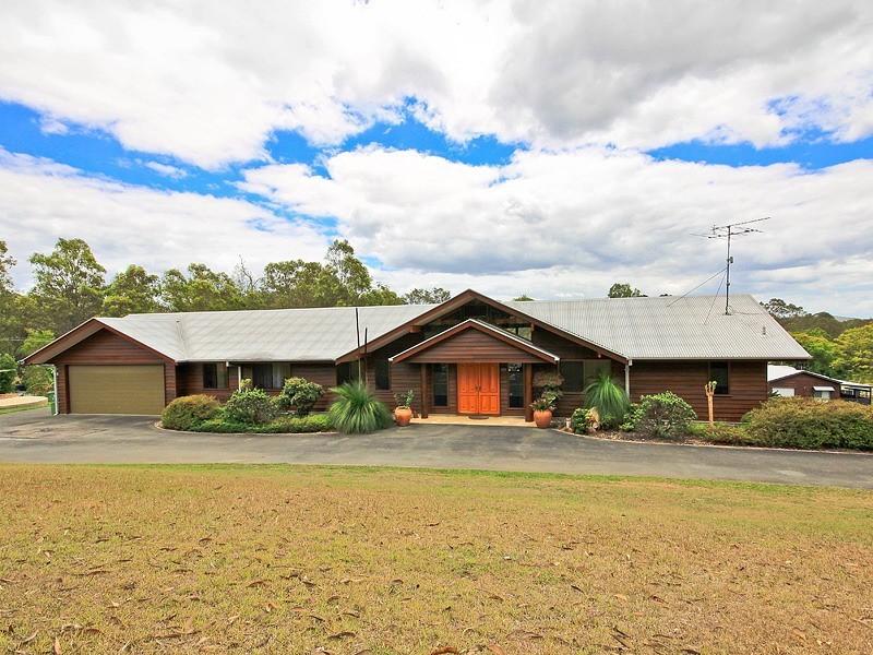 68 Oatlands Crt, Wights Mountain QLD 4520
